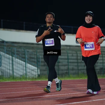 Runner Photo 4516615