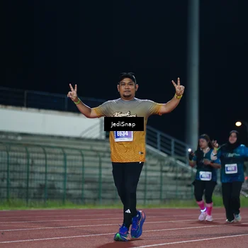 Runner Photo 4516636
