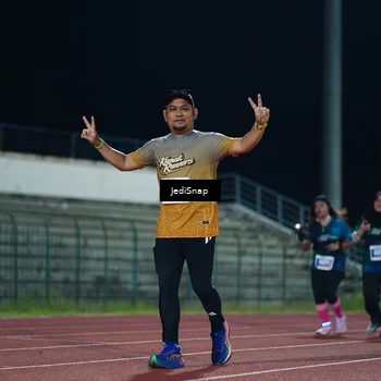 Runner Photo 4516641
