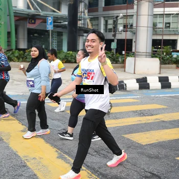 Runner Photo 4516644