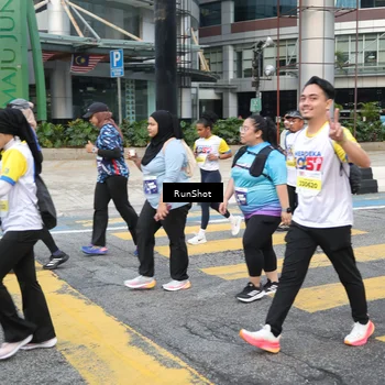 Runner Photo 4516646