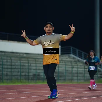 Runner Photo 4516647