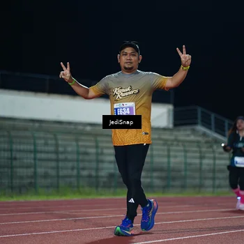 Runner Photo 4516648