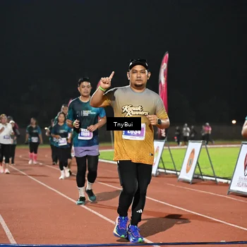 Runner Photo 4516651