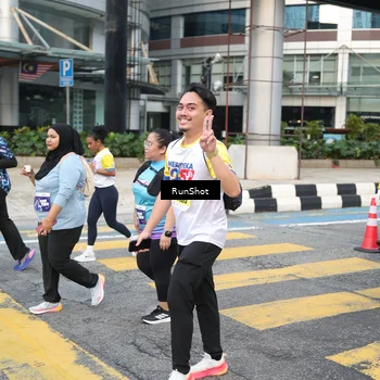 Runner Photo 4516664