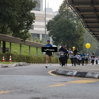 Runner Photo 4516667
