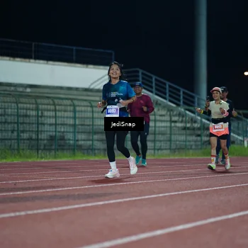 Runner Photo 4516676