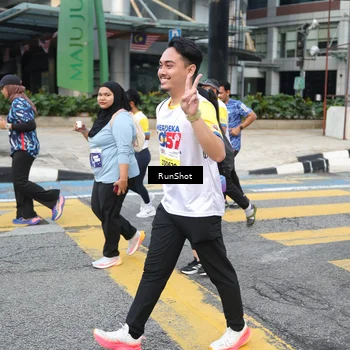 Runner Photo 4516682