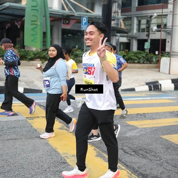 Runner Photo 4516697