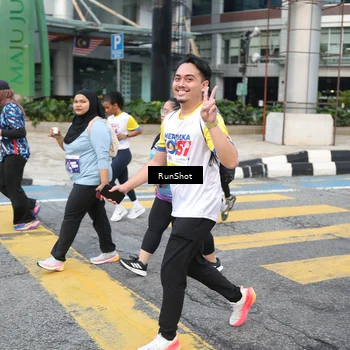Runner Photo 4516746