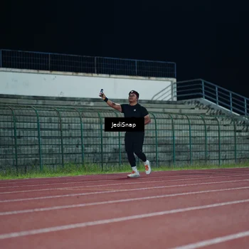Runner Photo 4516749