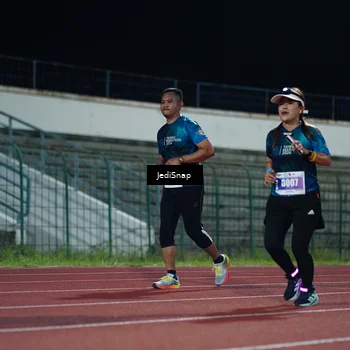 Runner Photo 4516750
