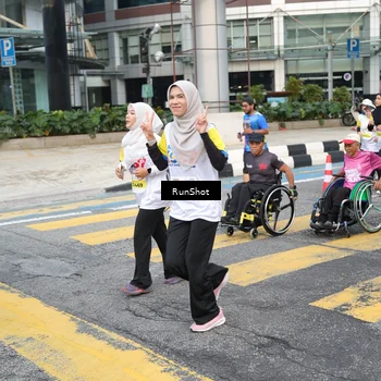Runner Photo 4516759