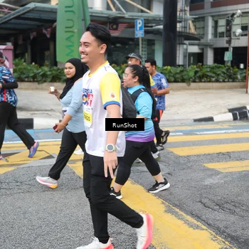 Runner Photo 4516783