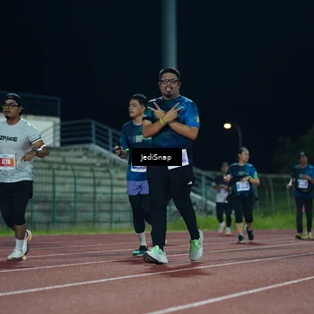 Runner Photo 4516787