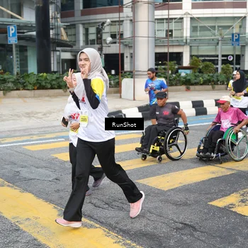 Runner Photo 4516832