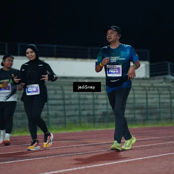 Runner Photo 4516859
