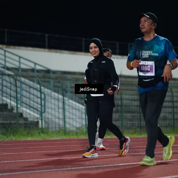 Runner Photo 4516877