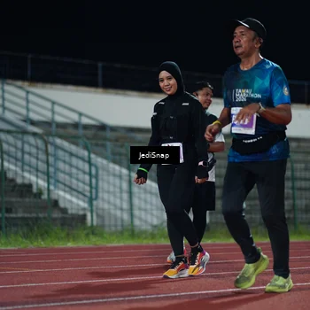 Runner Photo 4516878