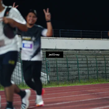 Runner Photo 4516899