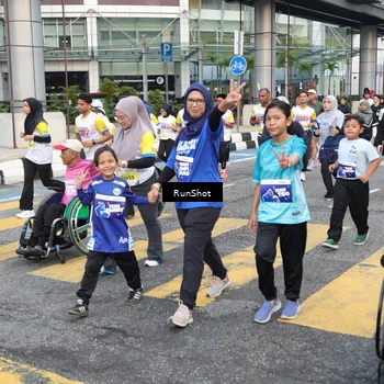 Runner Photo 4516916