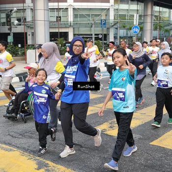 Runner Photo 4517017