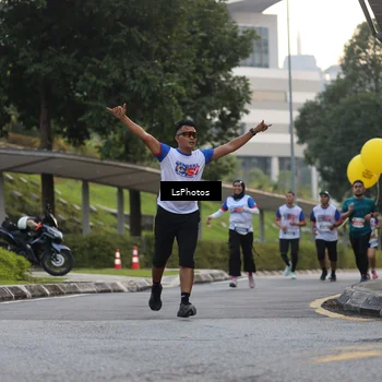 Runner Photo 4517113