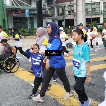 Runner Photo 4517121