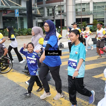 Runner Photo 4517189