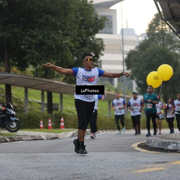 Runner Photo 4517214