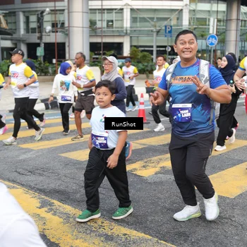 Runner Photo 4517219