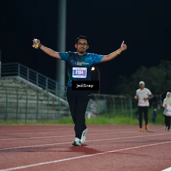 Runner Photo 4517300