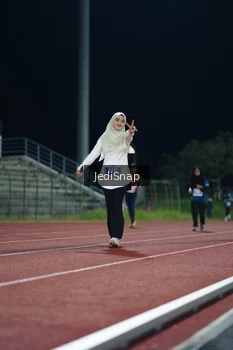 Runner Photo 4517376