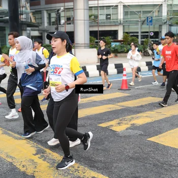 Runner Photo 4517386