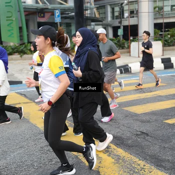 Runner Photo 4517414