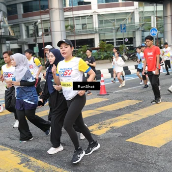Runner Photo 4517437