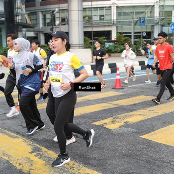 Runner Photo 4517443