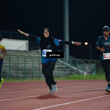 Runner Photo 4517453