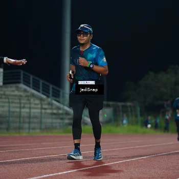 Runner Photo 4517459