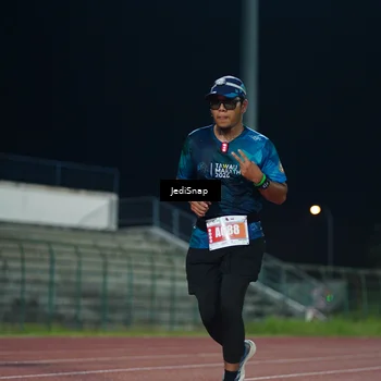 Runner Photo 4517473