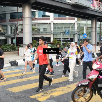 Runner Photo 4517599