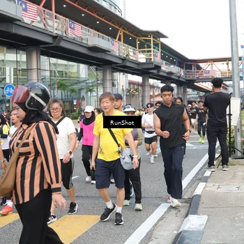 Runner Photo 4517655