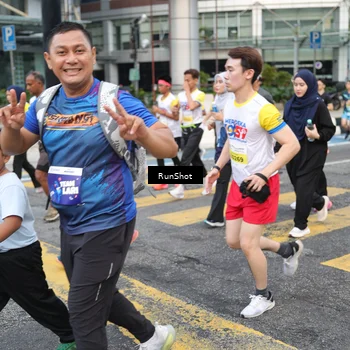 Runner Photo 4517677