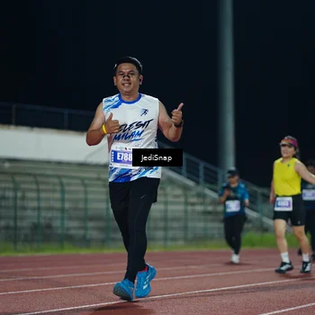 Runner Photo 4517843