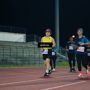 Runner Photo 4517847