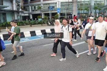 Runner Photo 4517851