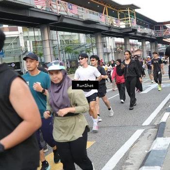 Runner Photo 4517854