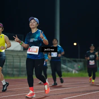 Runner Photo 4517863