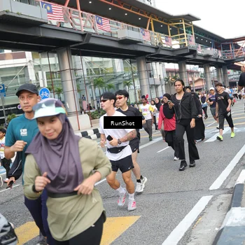 Runner Photo 4517884