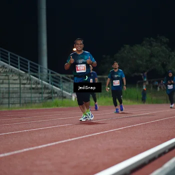 Runner Photo 4517956